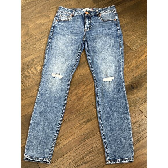 CABI Skinny Jeans Vintage Blue Wash Mid-Rise Sz 8 #4328 EUC - Picture 2 of 7